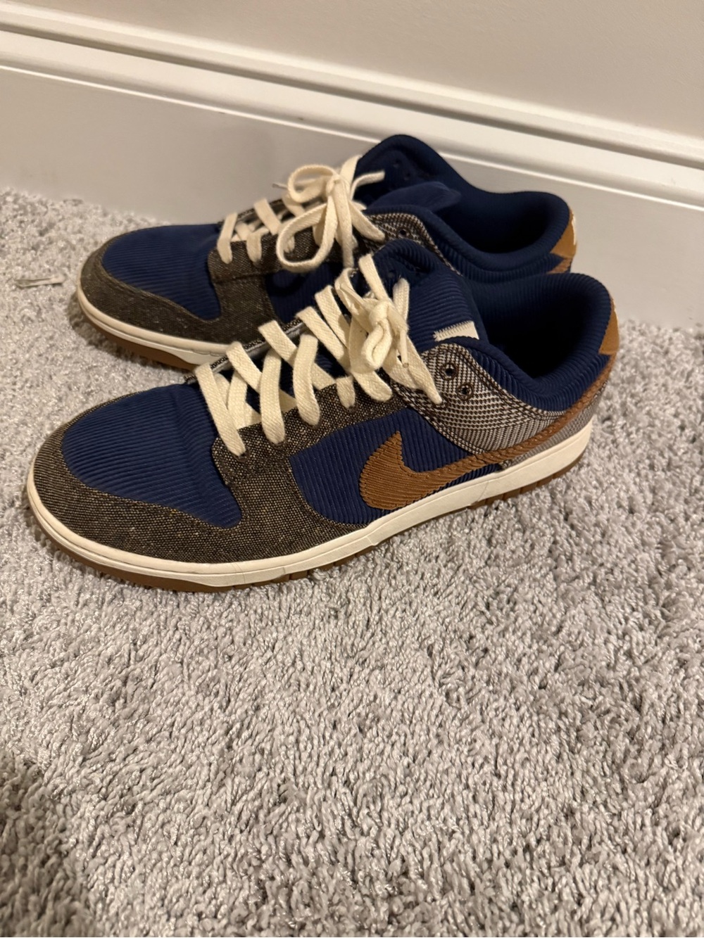Nike Dunks Navy and Brown Low-Top Sneakers with Cream Laces